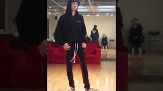 [Dance Practice] UNIQ Wang Yibo x Swalla