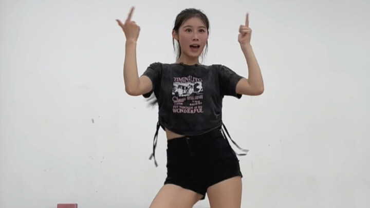 Street dance was such a disaster; here's a studio version for everyone! Turns out, the right clothes