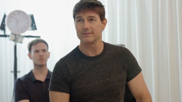 [สองภาษา] การกระโดดร่มแบบลดระดับความเร็วของทอม ครูซใน Mission Impossible 6 ถ่ายทำที่ความสูง 25,000 ฟ