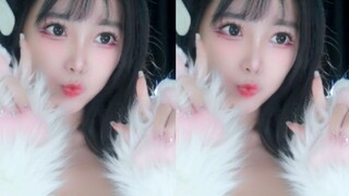 With cat claws and energetic skirt wind fluttering