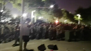 (Xidian University) The moment "She Said" opened its mouth, all the girls in the audience screamed, 