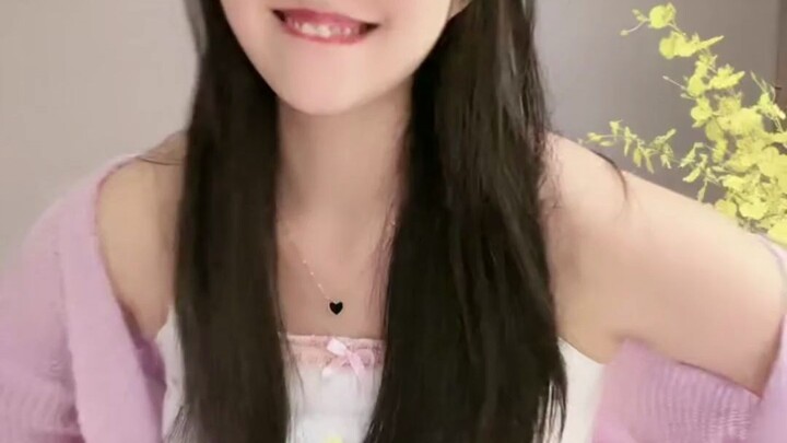 不敢高声语