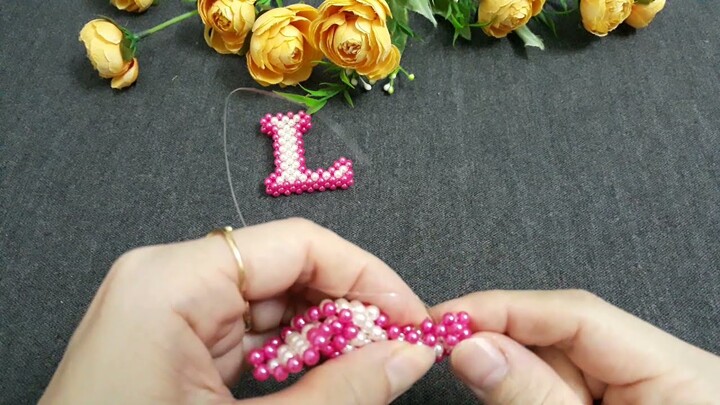 Beaded letter L # DIY# Beaded the letter L in the alphabet