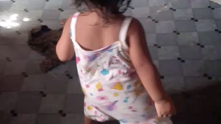 iya marunong nang kumembot ang mahal ko