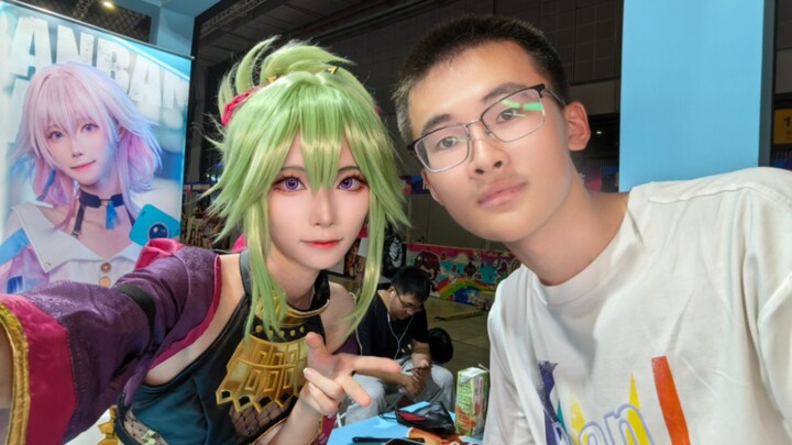 First time going to BW: collecting stamps with cosplayer! ! !