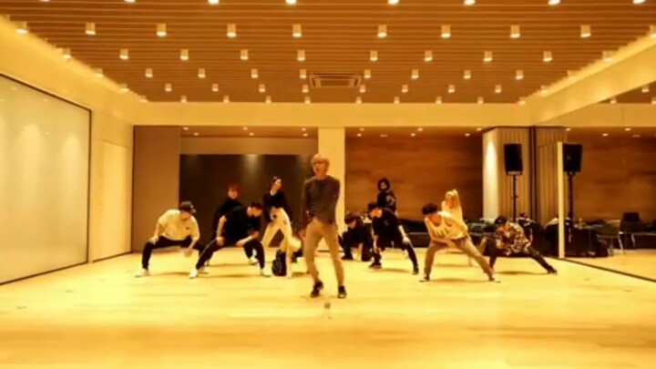 [Rare Practice Room] Taemin’s “Shadow” practice room compilation – the practice room version of a co