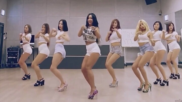 SISTAR - Shake it [نسخة الرقص] أنا حقًا أحسد أجساد الأعضاء القوية والصحية المتوسطة.