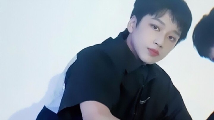 Anh chàng đẹp trai Trung Quốc nhảy nhanh! Pinshenyan, học sinh trung học cơ sở 13 tuổi, nhảy liên kh