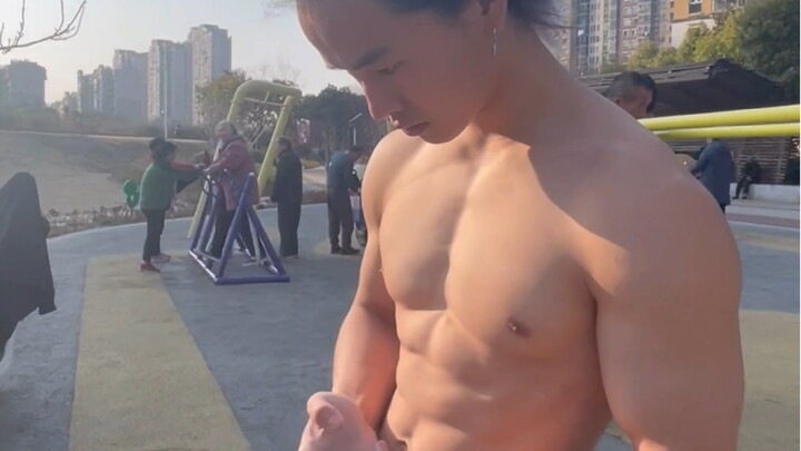 Nâng cao thể chất toàn dân, bắt đầu từ chính tôi!