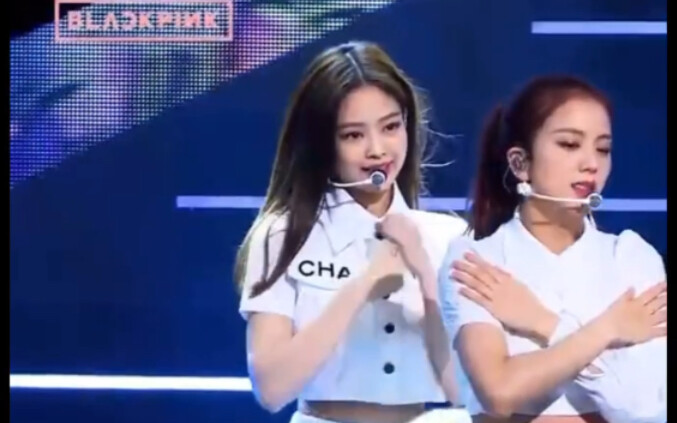 Jennie's incredible on-the-spot performance of "Don't Know What to Do"—watch it millions of times!