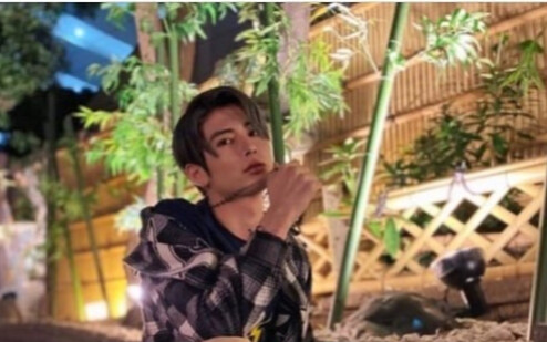 【ริคิมารุ】ตอนนี้ดึกแล้ว ฉันเอาเสื้อผ้าลุงของฉันกลับไปที่เตียง