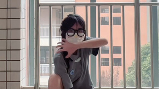 Em yêu, anh là quái vật｜Các nữ sinh trung học nhanh chóng cởi đồ SHEESH trong giờ nghỉ trưa nhưng lạ