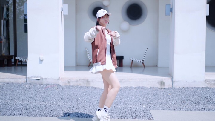 【夏小忆】是夏天的第一支快乐舞蹈呀，一起shake it吧