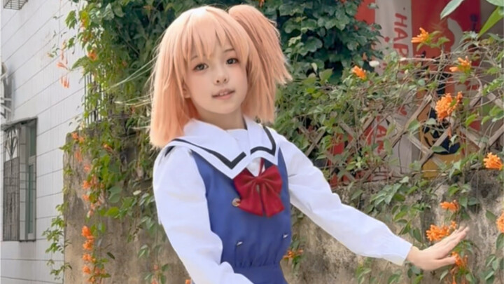 Mèo nội đáng yêu thế này sao lại có ít người hóa trang vậy nhỉ?