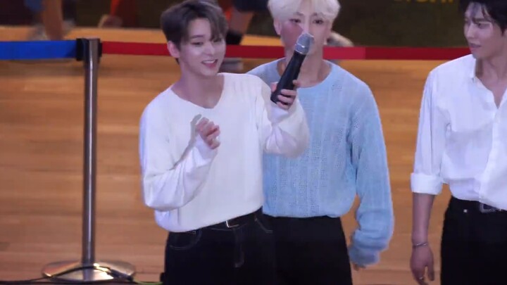 [Chinese Subtitles] 4K HD BAD Roadshow Stage + TALK PEAKTIME Group C 3 Million Pact VANNER (GON Hye-