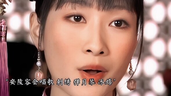 各宫娘娘们都是有些才艺在身上的.