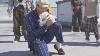 [SANTA] The dance video of Zando and his pet makes me want to be a dog!