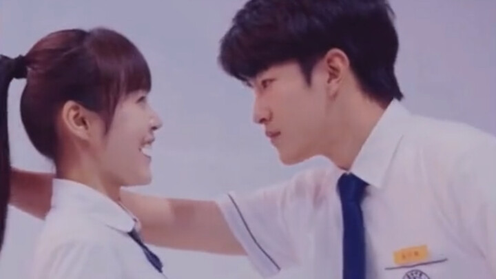 Help! Zhang Wansen’s “wall-dong” killed me, please both of you stay like this!