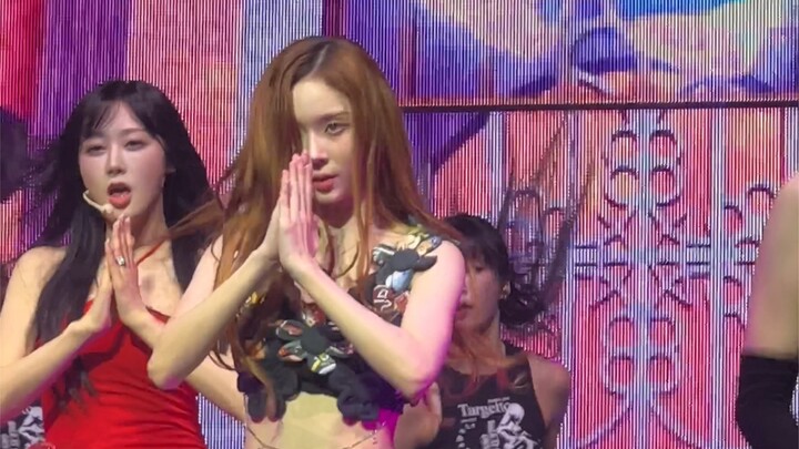 【كيم مين جونغ】مذهل جدًا! حتى شعرك ضمن حساباتك! aespa 0822 حفلة ميامي مباشرةً لأغنية better things wi