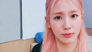 赵美延：直播跳舞伤到自己而生气的兔子