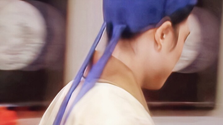 Inilah yang disebut benar-benar playboy! Yang sekarang paling banter hanyalah tukang mabuk kelas dua