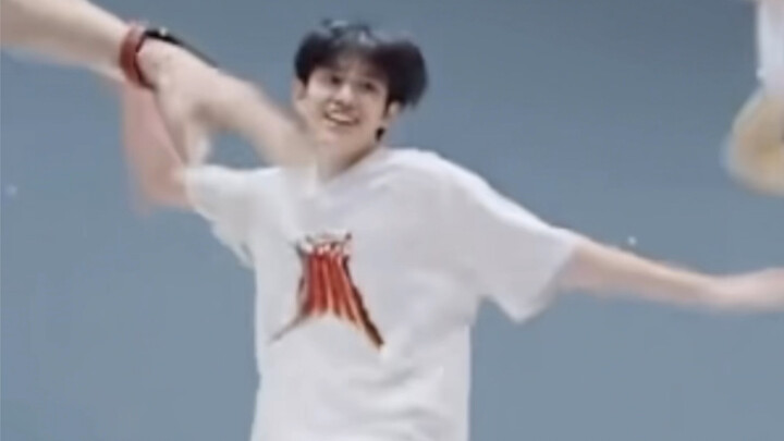 【Trương Cực】Khung hình nhảy múa lớn quả là đẹp mắt! | Trọng tâm《get ugly》