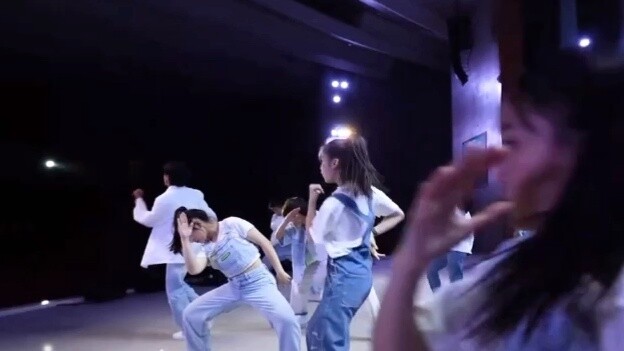 Zhang Junhao & Sekolah Menengah Mu Zhicheng Chongqing No. 8 [Green Apple Paradise] Versi lengkap