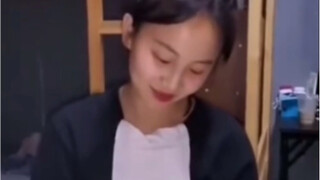 前   世   记   忆