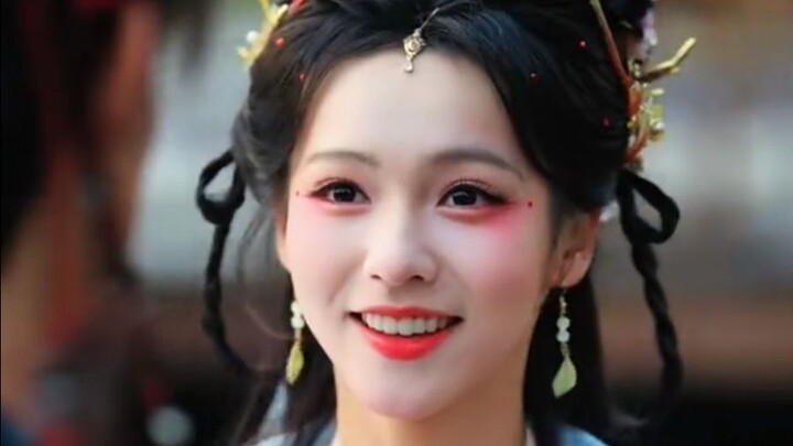 ข้าขอขนานนามว่านี่คือจุดสูงสุดของสายเซียนกระบี่! แม้แต่พี่น้องศิษย์ที่ดูเย็นชาเพียงใด ก็ทนต่อการเข้า