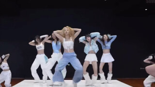 Khi Chiren nhảy dancebreak, tai nghe của anh ấy đang phát gì vậy nhỉ