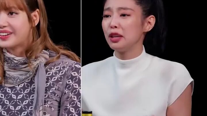 Jennie: Dua orang ini lidahnya memang keras banget "