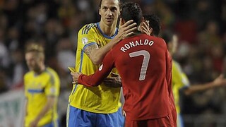 RONALDO LẬP HATTRICK ĐIÊN RỒ, BỒ ĐÀO NHA XUẤT SẮC LỌT QUA KHE CỬA HẸP