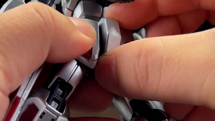 Give me a reason to choose HG. PB limited Robot Soul Ghost Gundam play