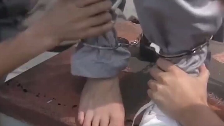 残害七条人命，竟然只被判了30天，犯人乐坏了，进去后却瞬间后悔