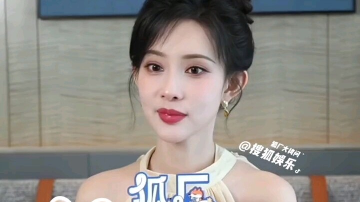 # Meng Ziyi guesses Labubu memes—so funny! Who can relate to its sudden appearance? #