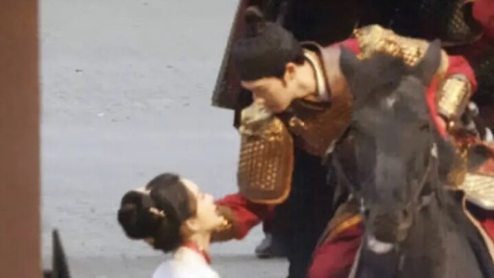 “หนุ่มน้อย, โลกแห่งฆราวาสไง”