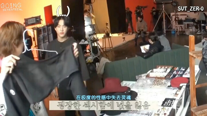 Hổ Tử: Tớ muốn gợi cảm! Bát: Được, tớ chiều cậu! Cười chết mất thôi hahaha!