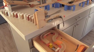 Một phản ứng dây chuyền của sự thoải mái tột độ. Khi cuộc sống cho bạn quả chanh, hãy pha nước chanh