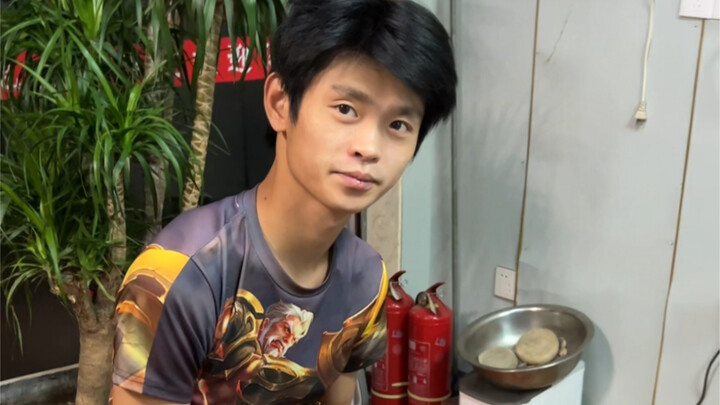 Chinese server Huang Zhong isn’t convinced