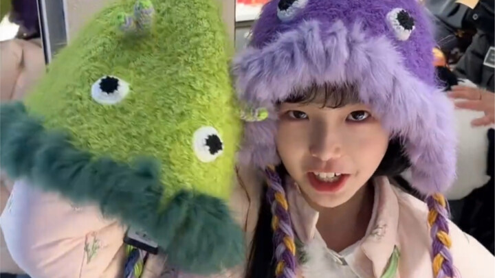 บางครั้งเธอก็รู้สึกว่าเป็นคนเข้าสังคมเก่ง บางทีก็รู้สึกว่าตัวเองขี้อายต่อสังคม แล้วแบบนี้เรียกว่า “โ