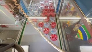 [Prepare for a ban!?] Enjoy crane games and nostalgic retro vending machine gourmet food at Orang...