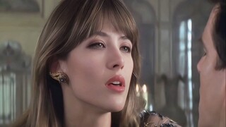 من هي أجمل فتاة بوند؟