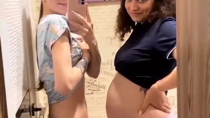 Both sister are pregnant