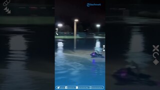 Sultan Memang Beda! Momen Warga Dubai Malah Main Jet Ski di Tengah Kepungan Banjir