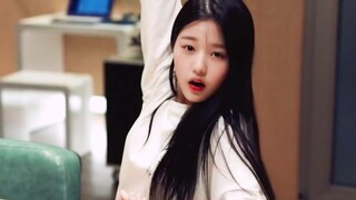 素颜出镜！IZONE录音花絮，美女浓度过高了