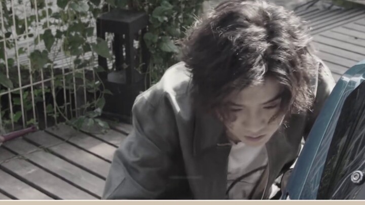 "CrossFire" Lu Han vào vai một tên trộm xe và biến thành anh hùng tin tức chỉ bằng một cú nhấp chuột