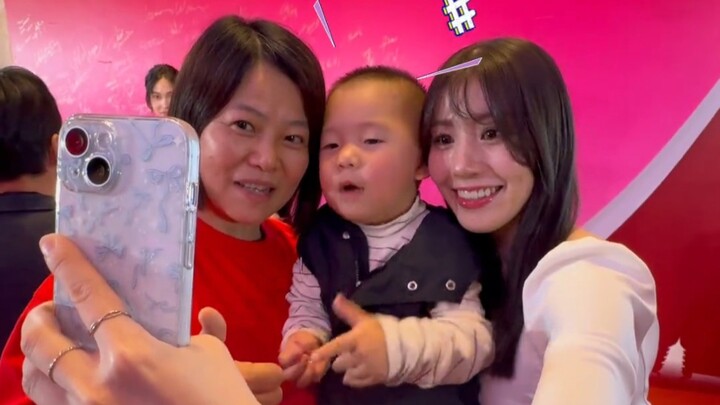 ชิทา ชิฮารุก็ถ่ายรูปร่วมเฟรมกับ Aiden แล้ว คุณภรรยาของชิฮารุยังเอ่ยชมพี่เติงอีกด้วย