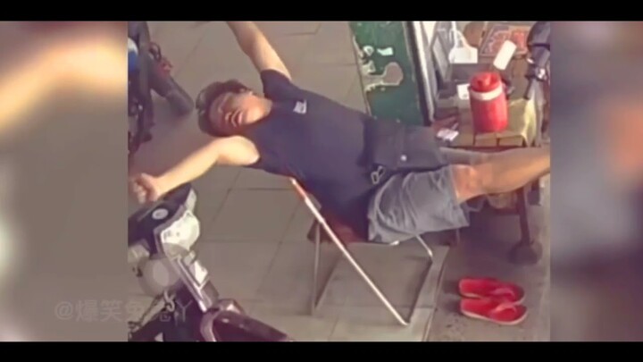 Jamuan sehat jasmani rohani, asupan penghilang stres paling ampuh - pasti di jamin ngakak berjamaah