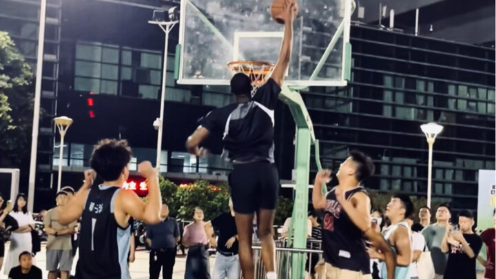 Vậy thì nỗ lực thực sự có thể vượt qua thiên phú không?