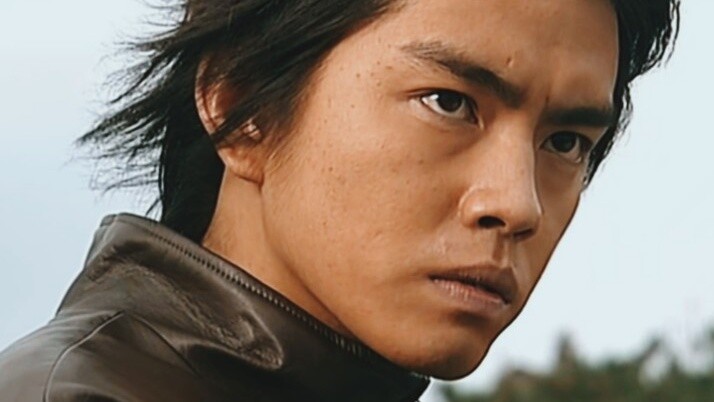 [Masato Kusaka, the Lone Hero] "Who says only those who stand in the light are heroes?"